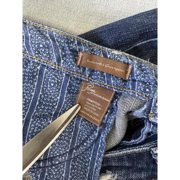 Paige Blue 5 Pocket Design Faded Wash High Rise Bootcut Jeans Size 31 - Picture 5 of 11